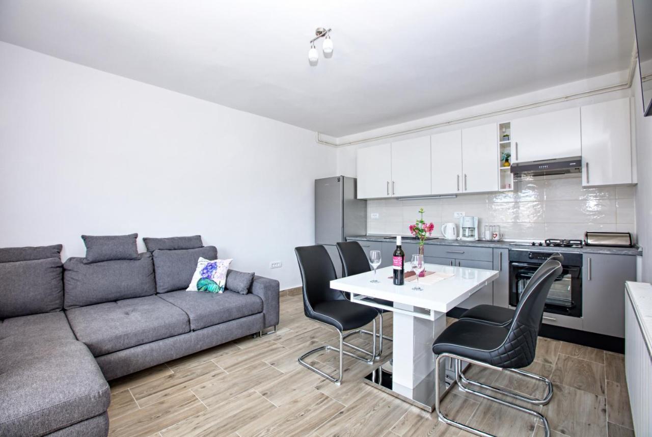 Apartment Tisno 5130C Экстерьер фото